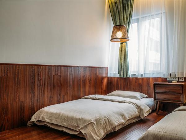 Chengdu Flipflop Hostel Poshpacker (Chunxi Road Metro Station) : photo 2 de la chambre chambre lits jumeaux standard - salle de bains privative