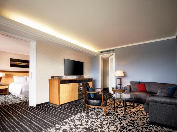 Hotel New Otani Osaka : photo 3 de la chambre suite junior de luxe non-fumeurs - vue sur château