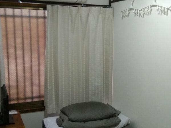 Ryokan Nakadaya : photo 1 de la chambre chambre simple - plus lumineuse 