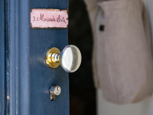 Guesthouse Castagnola : photo 8 de la chambre grande chambre double