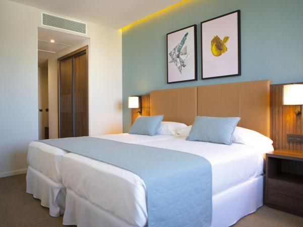Riu Plaza España : photo 7 de la chambre chambre double supérieure de luxe
