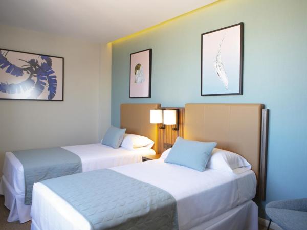 Riu Plaza España : photo 7 de la chambre chambre lits jumeaux de luxe