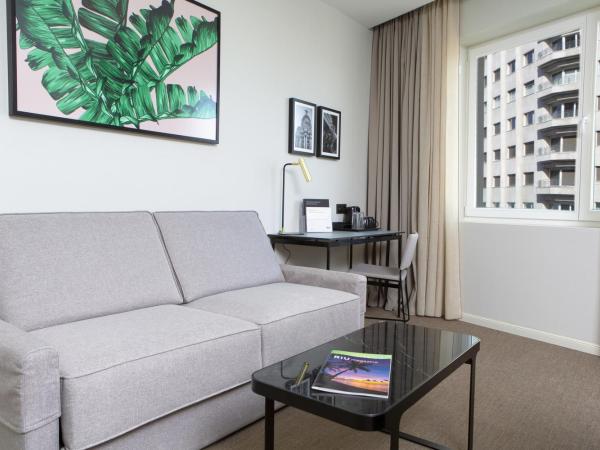 Riu Plaza España : photo 2 de la chambre chambre king de luxe supérieure