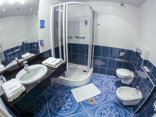 Hotel Silver : photo 3 de la chambre superior queen room with balcony - main building