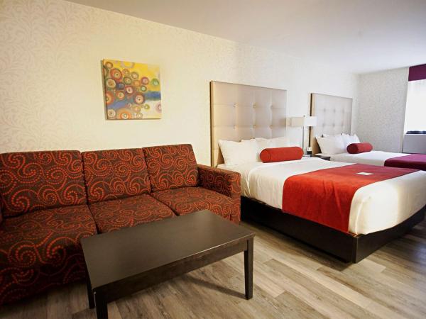 Best Western Plus Montreal Downtown- Hotel Europa : photo 3 de la chambre suite 2 lits queen-size - non-fumeurs