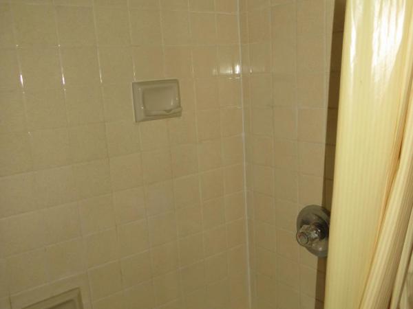 Days Inn by Wyndham Colorado Springs/Garden of the Gods : photo 4 de la chambre chambre lit queen-size pour personnes à mobilité réduite - non-fumeurs