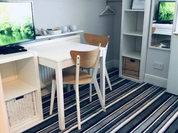 Trinity House Hotel : photo 2 de la chambre chambre double avec salle de bains privative