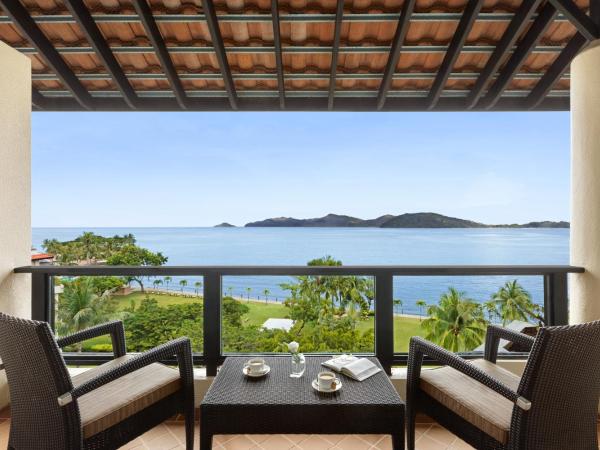 Shangri-La Tanjung Aru, Kota Kinabalu : photo 2 de la chambre chambre lit king-size kinabalu avec vue sur mer