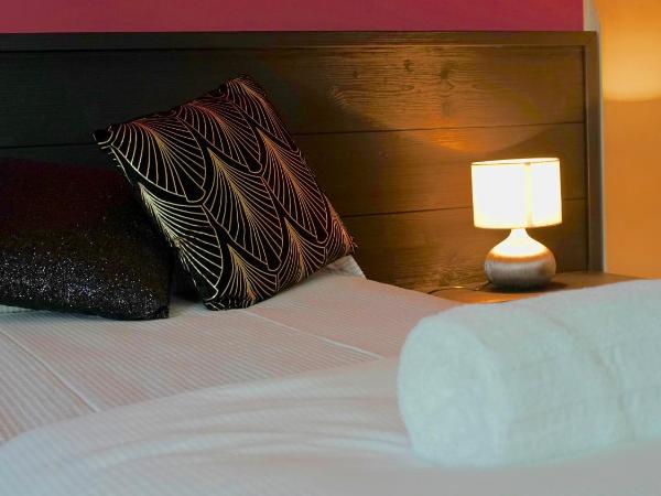 Bravo 18 : photo 6 de la chambre chambre double avec salle de bains privative