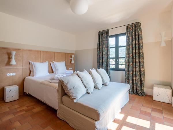 Hôtel Restaurant Villa Joséphine : photo 2 de la chambre chambre prestige