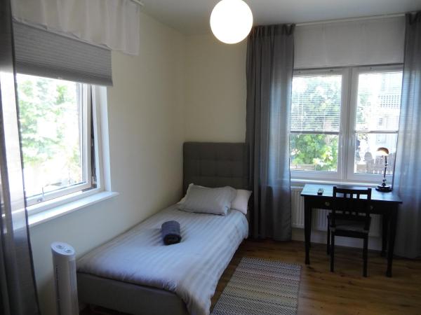 Villa Kungssten : photo 1 de la chambre chambre simple avec salle de bains privative