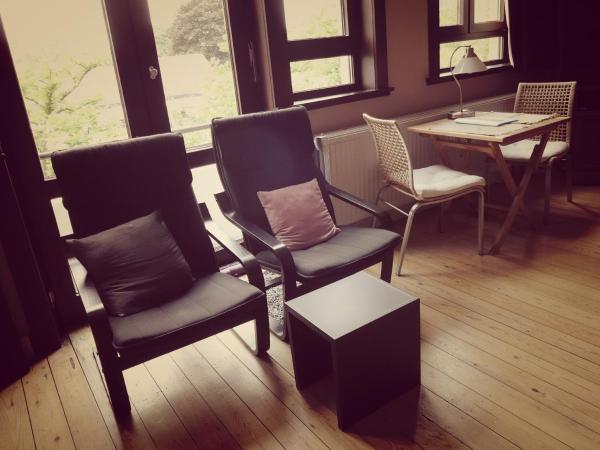 B&B Lieven Bauwens : photo 5 de la chambre chambre double ou lits jumeaux avec salle de bains