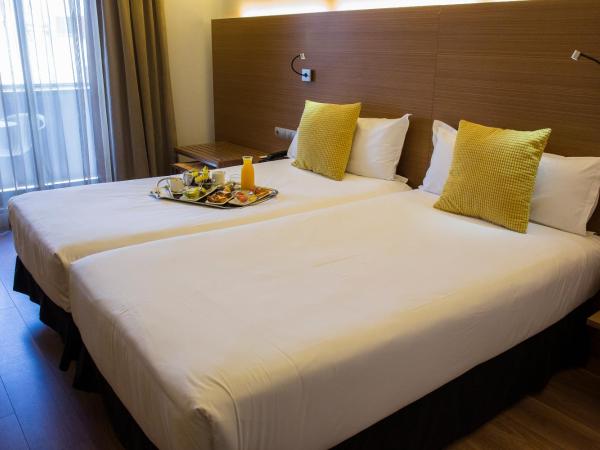 Vincci Zaragoza Zentro : photo 3 de la chambre chambre double avec terrasse