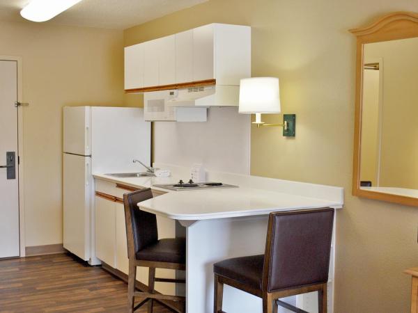 Extended Stay America Suites - Orlando - Altamonte Springs : photo 5 de la chambre studio avec 2 lits doubles - non-fumeurs