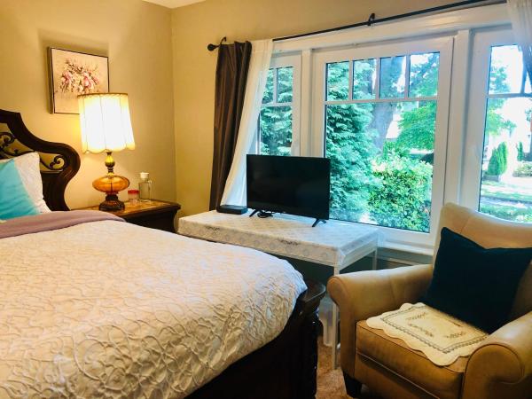 The Sunshine House-Free Parking : photo 5 de la chambre chambre lit king-size avec salle de bains privative