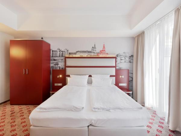 Amedia Plaza Dresden, Trademark Collection by Wyndham : photo 4 de la chambre chambre confort accessible aux personnes à mobilité réduite