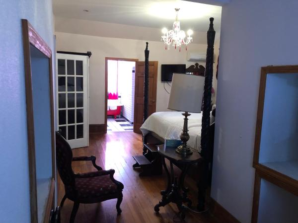 Oakview Bed and Breakfast : photo 4 de la chambre suite lit king-size