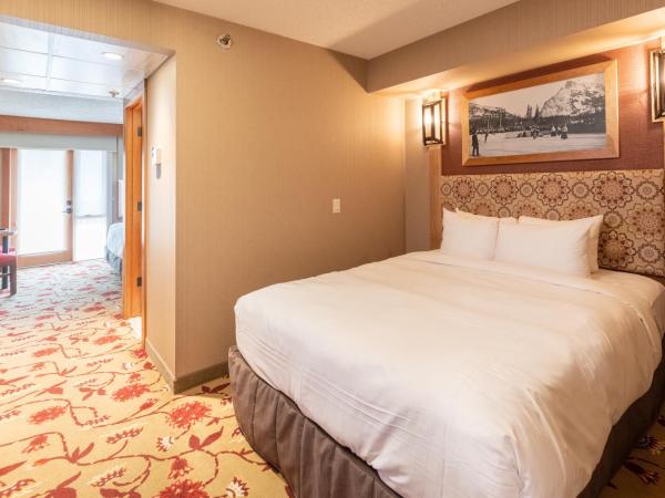 Banff Ptarmigan Inn : photo 2 de la chambre chambre supérieure en duplex