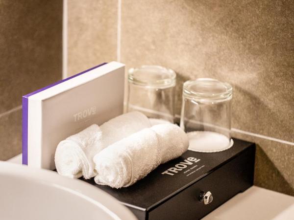 TROVE Johor Bahru : photo 6 de la chambre hébergement lit king-size de luxe - club