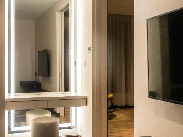 TROVE Johor Bahru : photo 4 de la chambre suite lune de miel