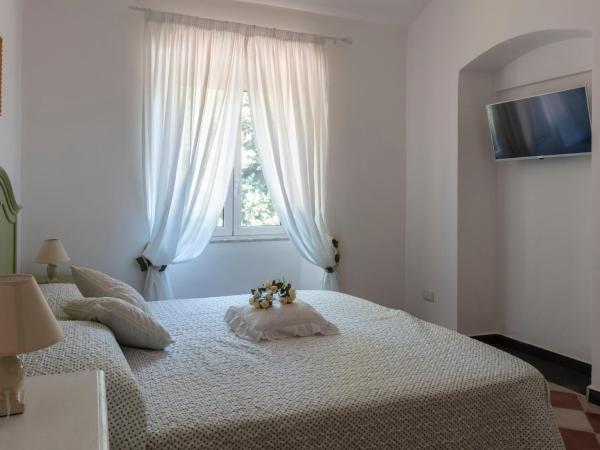 La BRIGNA B&B Il bosco sul mare : photo 3 de la chambre chambre double deluxe - vue sur mer