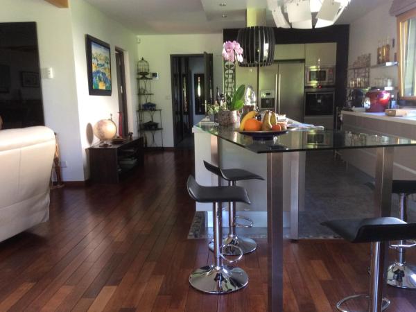 Les Chambres D'oriane : photo 1 de la chambre chambre quadruple avec douche