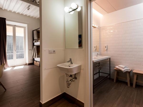 Hostel Nüt : photo 5 de la chambre lit dans dortoir mixte de 6 lits