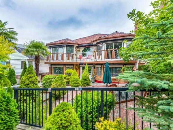 Diana's Luxury Bed and Breakfast : photo 9 de la chambre queen room with 2 bathrooms - room #2