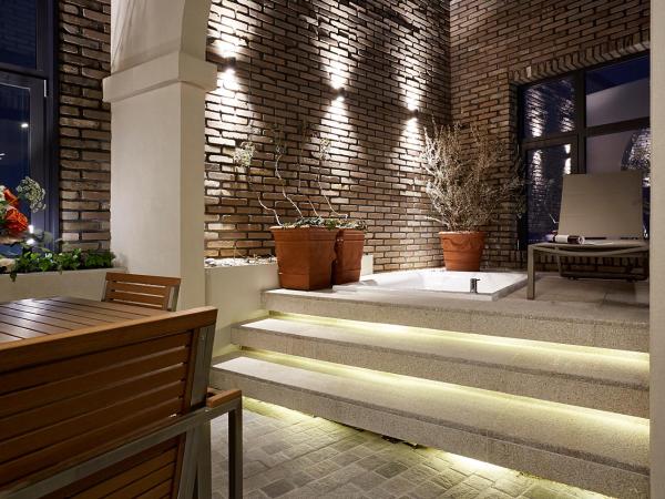 9 Brick Hotel : photo 4 de la chambre chambre double avec terrasse