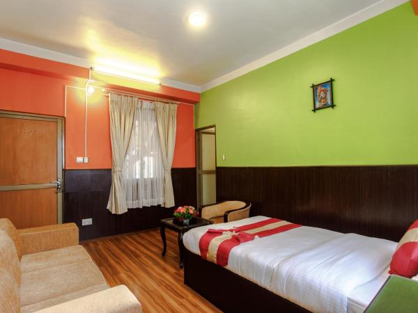 Hotel Nepalaya : photo 8 de la chambre family room with 24 hour check-in