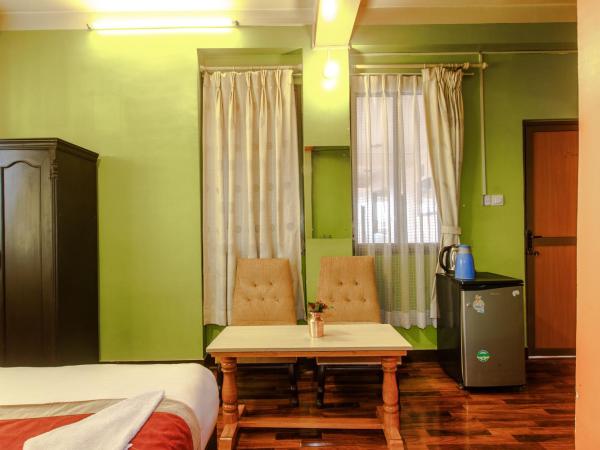 Hotel Nepalaya : photo 6 de la chambre family room with 24 hour check-in