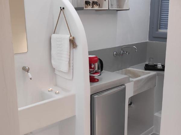 Grey Rooms Naxos : photo 3 de la chambre chambre standard lit queen-size