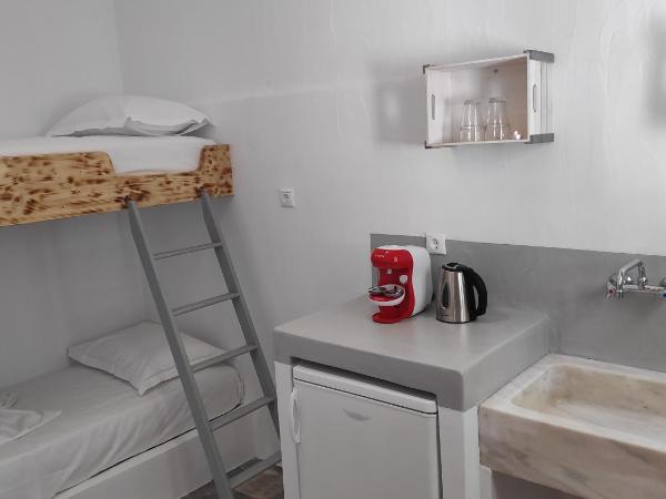 Grey Rooms Naxos : photo 6 de la chambre chambre quadruple deluxe