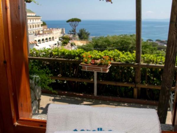 Guesthouse Coralba : photo 1 de la chambre chambre double - vue sur mer