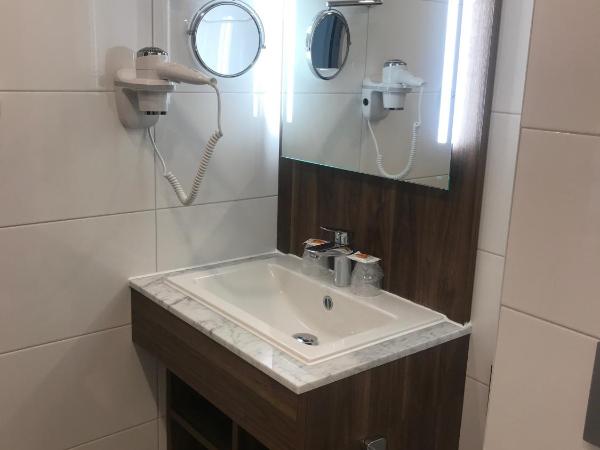 Avenue Hotel : photo 9 de la chambre chambre double ou lits jumeaux