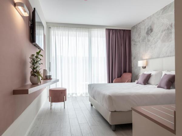 Hotel Amburgo : photo 2 de la chambre chambre double