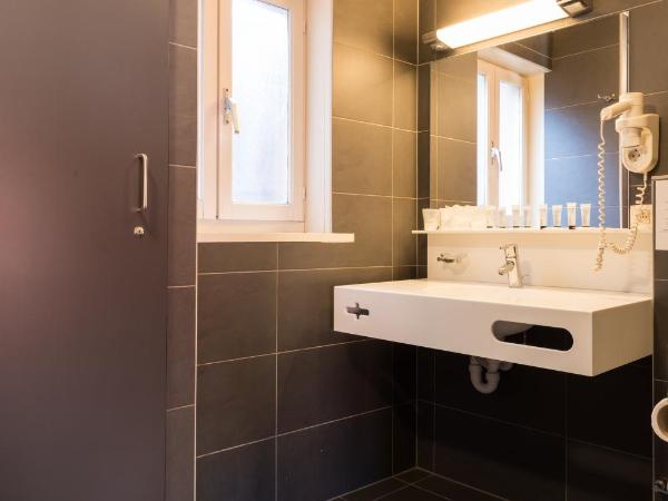 Hotel Leopold : photo 2 de la chambre chambre double standard