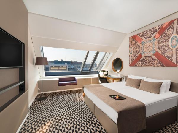 Hotel Moments Budapest by Continental Group : photo 2 de la chambre chambre double ou lits jumeaux supérieure - dernier Étage