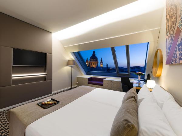 Hotel Moments Budapest by Continental Group : photo 3 de la chambre chambre double ou lits jumeaux supérieure - dernier Étage