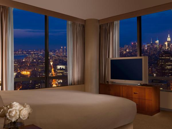 Millennium Downtown New York : photo 4 de la chambre suite junior - vue sur ville 