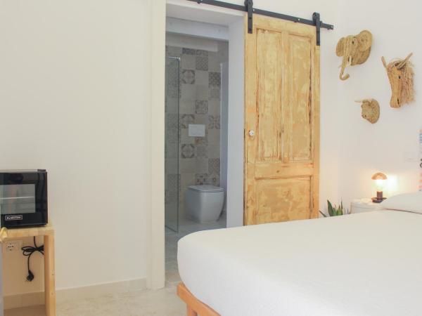 Casa MaHe : photo 6 de la chambre chambre double ou lits jumeaux de luxe avec accès piscine
