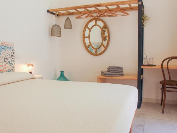 Casa MaHe : photo 7 de la chambre chambre double ou lits jumeaux de luxe avec accès piscine