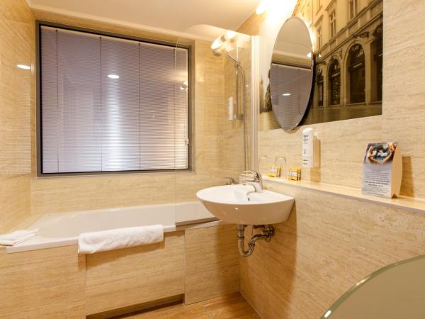 Galaxy Hotel : photo 3 de la chambre chambre affaires lits jumeaux