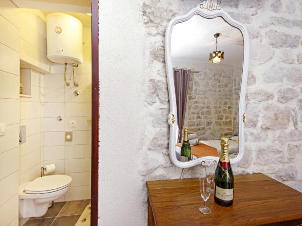 TowerHouseSasso : photo 4 de la chambre chambre double avec salle de bains privative