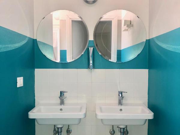 Ostello Tasso : photo 5 de la chambre lit dans dortoir mixte de 3 lits