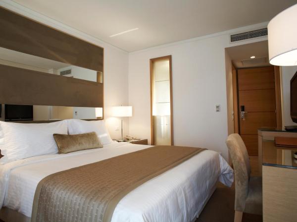 Galaxy Iraklio Hotel : photo 7 de la chambre chambre familiale (2 adultes et 2 enfants)