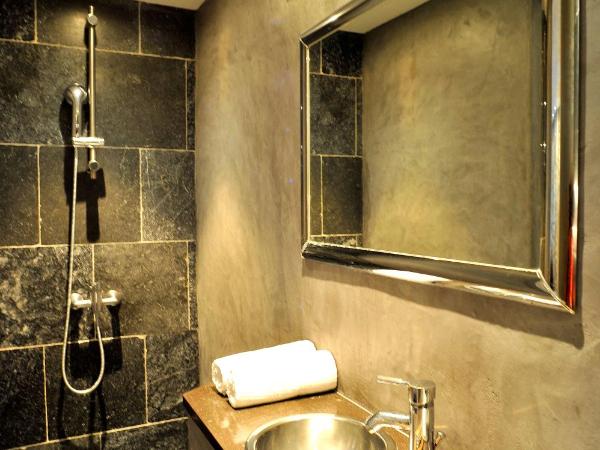 Hotel B Lodge : photo 3 de la chambre grande chambre double supérieure - rez-de-chaussée