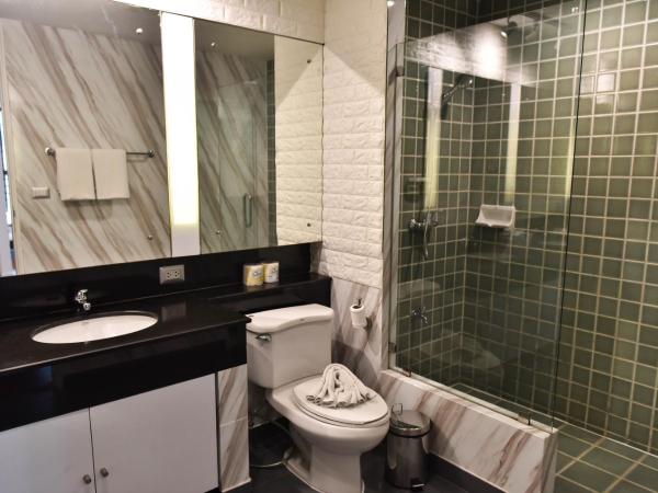 Benviar Tonson Residence : photo 10 de la chambre suite 4 chambres