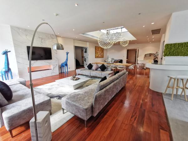 Benviar Tonson Residence : photo 4 de la chambre ambassador six bedroom suite