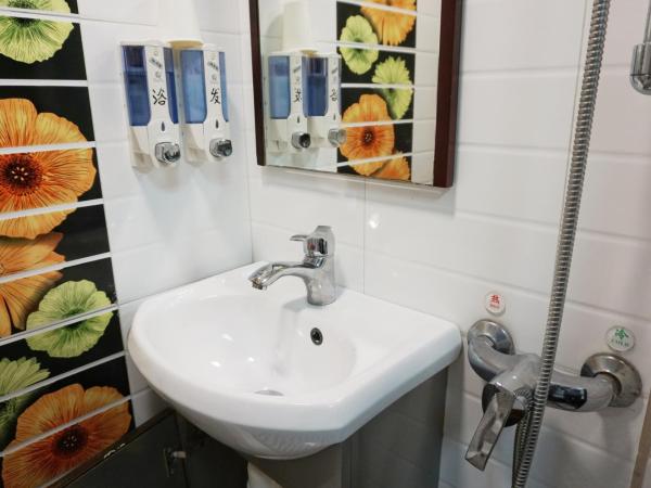 Hang Ho Hostel : photo 5 de la chambre chambre double standard